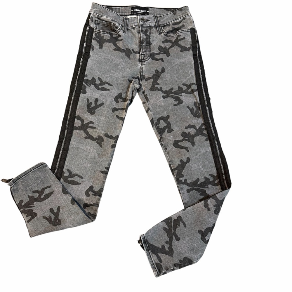 Etienne Marcel Women’s‎ Camo Skinny Jeans Ankle Zip Size 27